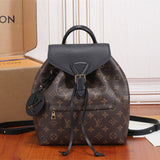  structured shoulder bag styled with outfit 12