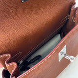  shopper bag interior and compartment view