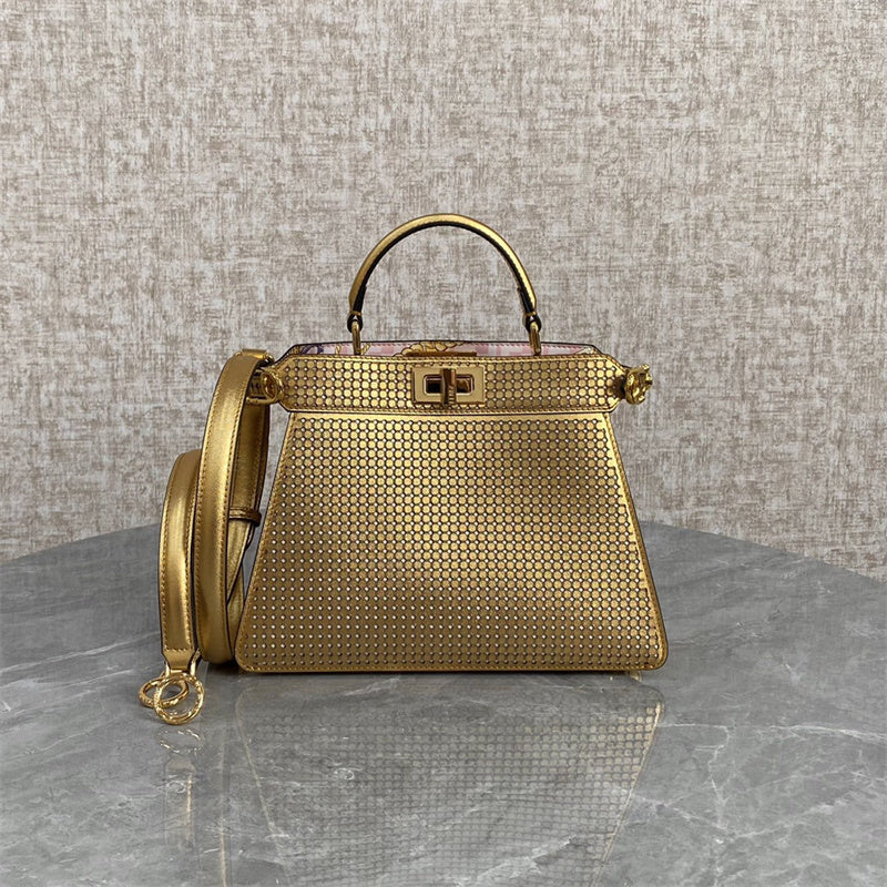 Ziva's Charm handbag – interior view (27cm*21cm*9.5cm)