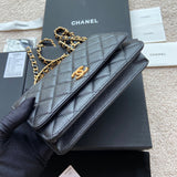 Zivas Charm Modern Edge Designer Handbag (Everyday Luxury Essential) – Detail View