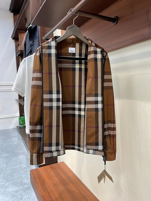Back view of Burberry luxury piece style No.573
