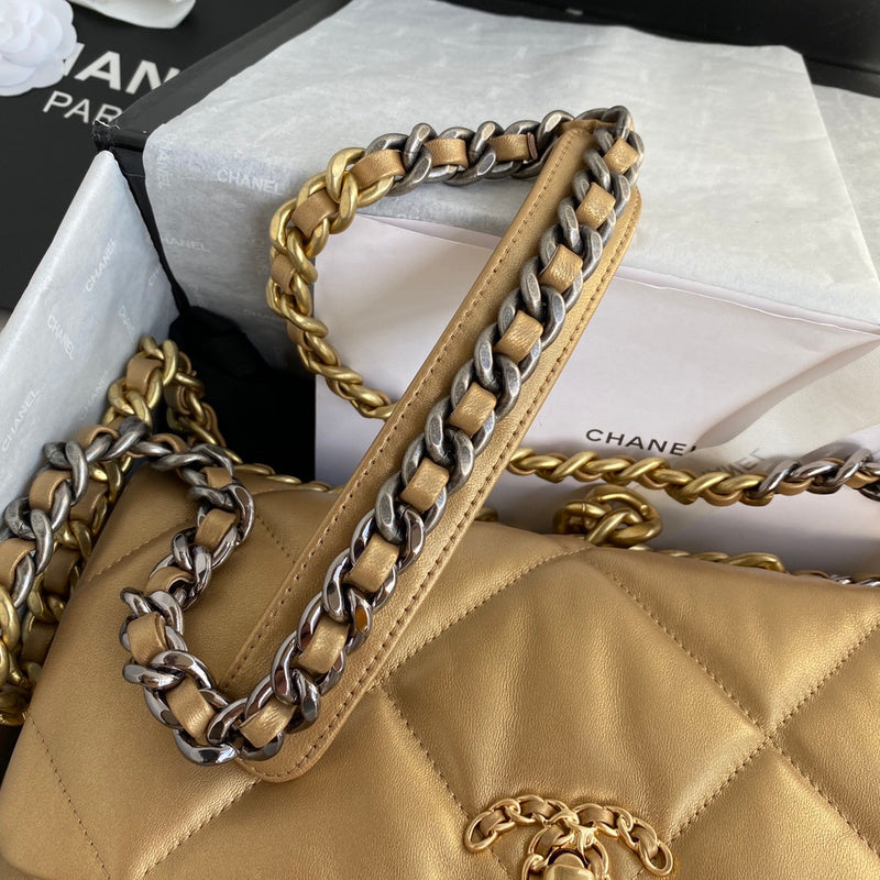 Zivas Charm Signature Style Fashion Handbag (Modern Wardrobe Staple) – Styled Look