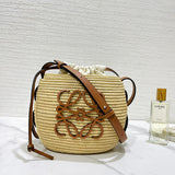 Ziva's Charm handbag – detail view (16cm*12cm*18cm)