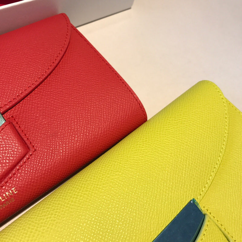 Close-up detail of premium polished women's handbag – women's designer-style accessory