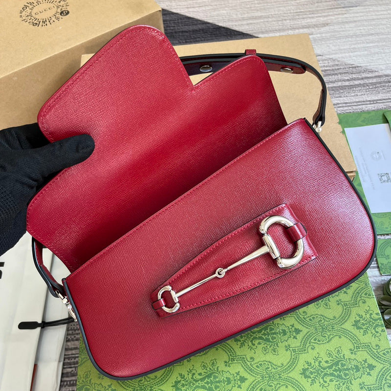 Handle and strap detail of chic classic women's handbag – women's luxury accessory