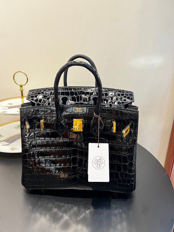 Interior view of classic premium bag