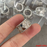 Front view of Van Cleef & Arpels unisex jewelry piece