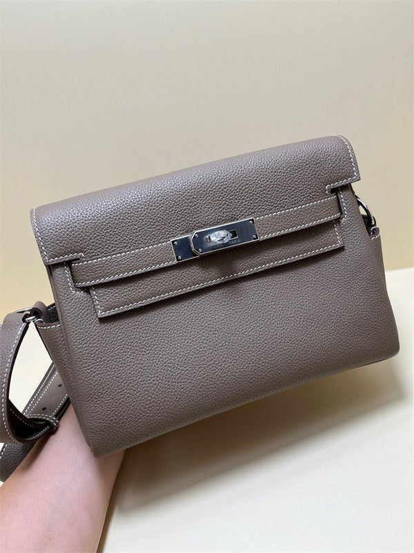  Modern shoulder bag front view 19