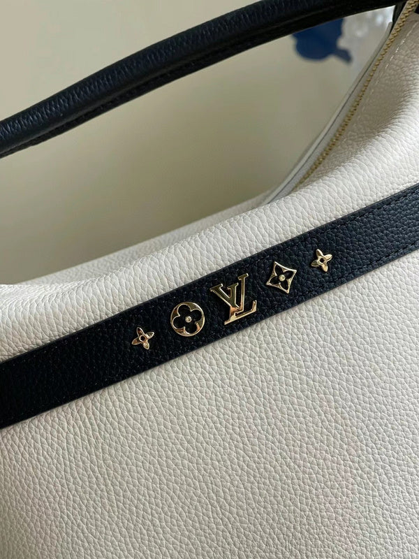 Close-up detail of everyday-luxe modern women's handbag – women's luxury accessory