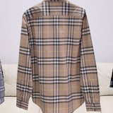 Texture and finish detail of Burberry luxury piece style No.070
