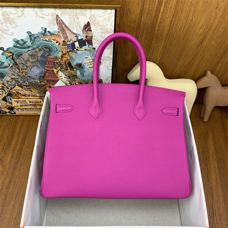  everyday bag interior and compartment view 9