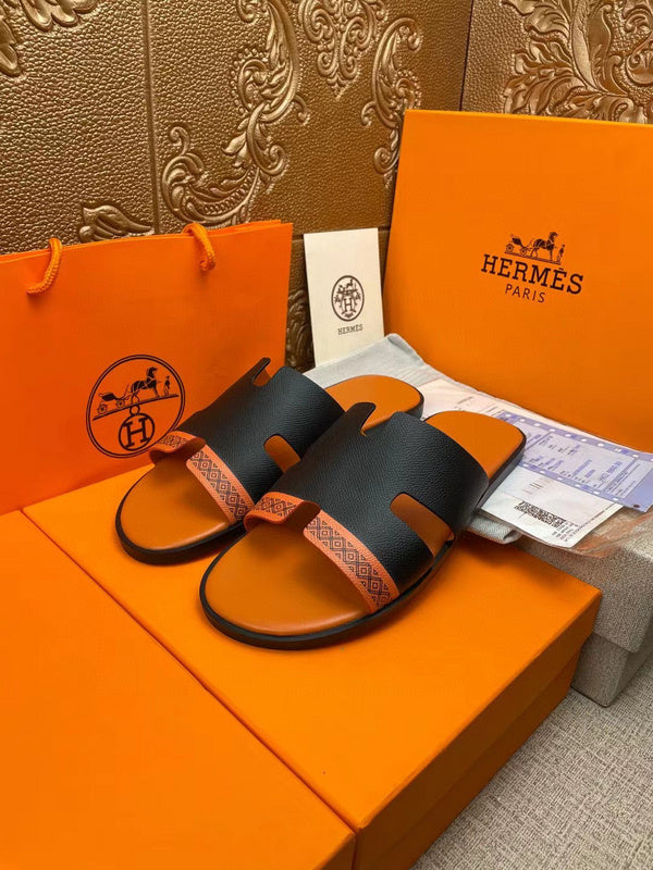 Hermès Black Classic Ballet Flats - Front View