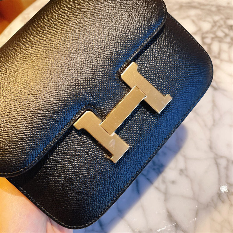  Curated top-handle bag front view 7