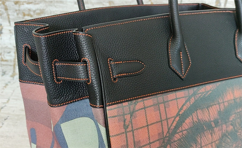  everyday bag close-up of hardware and finish