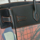  everyday bag close-up of hardware and finish