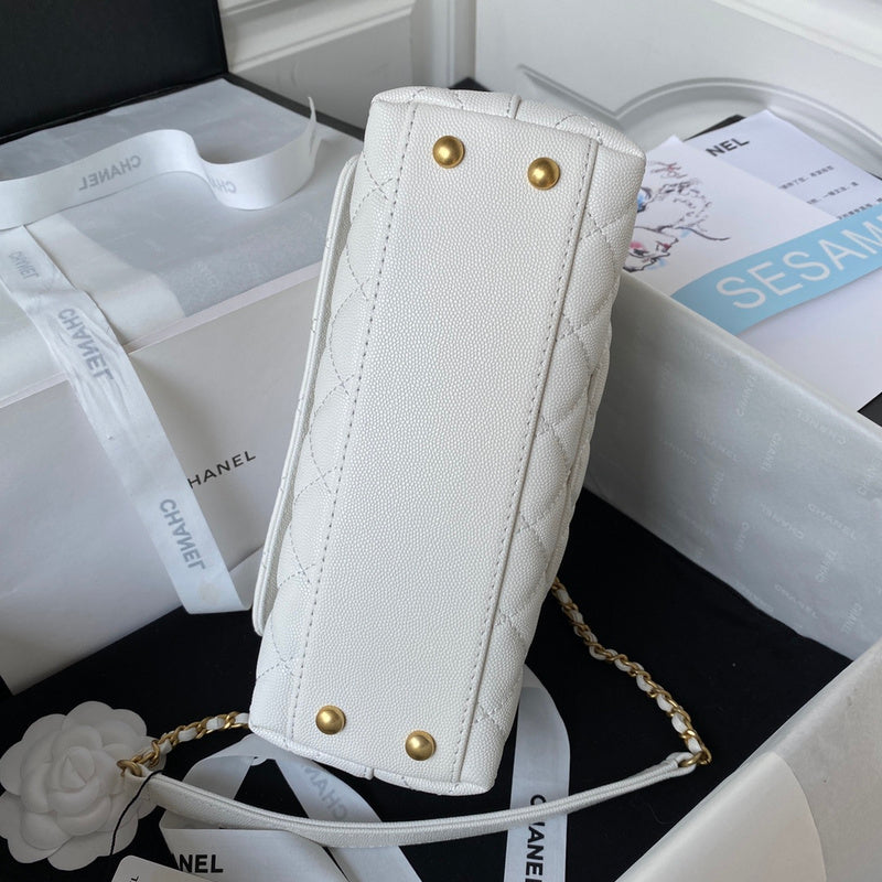  women's handbag, mid design, view 5