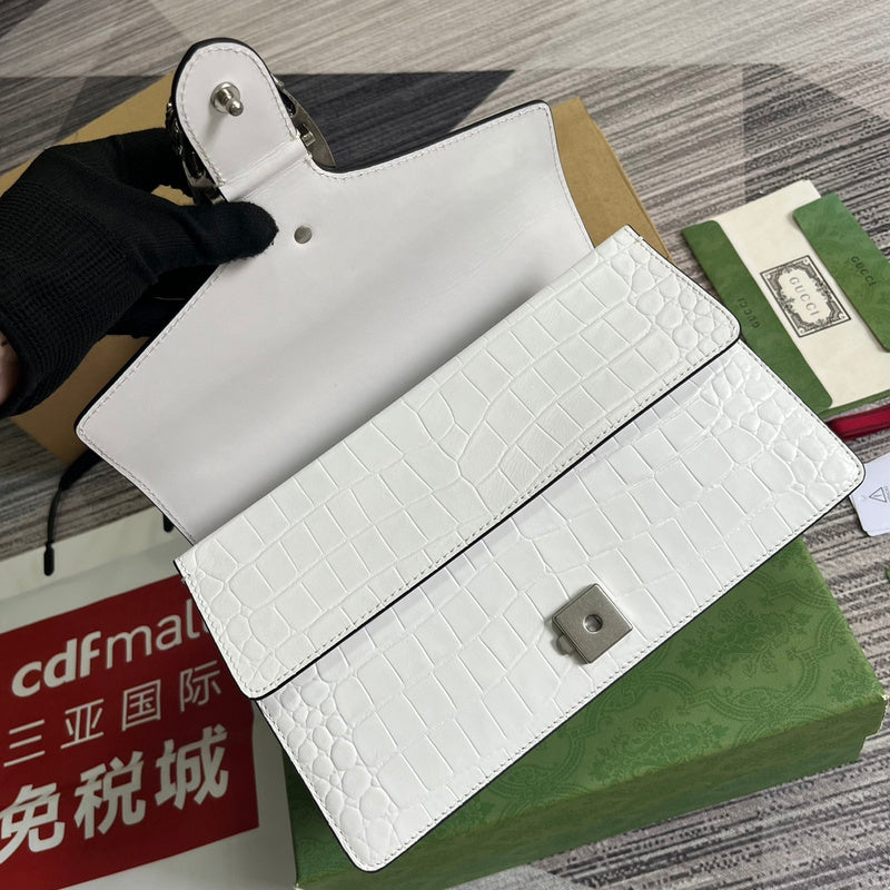 Interior view of classic elevated women's handbag – women's everyday handbag