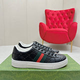 Gucci Casual sneakers in classic monochrome heritage-inspired look front view