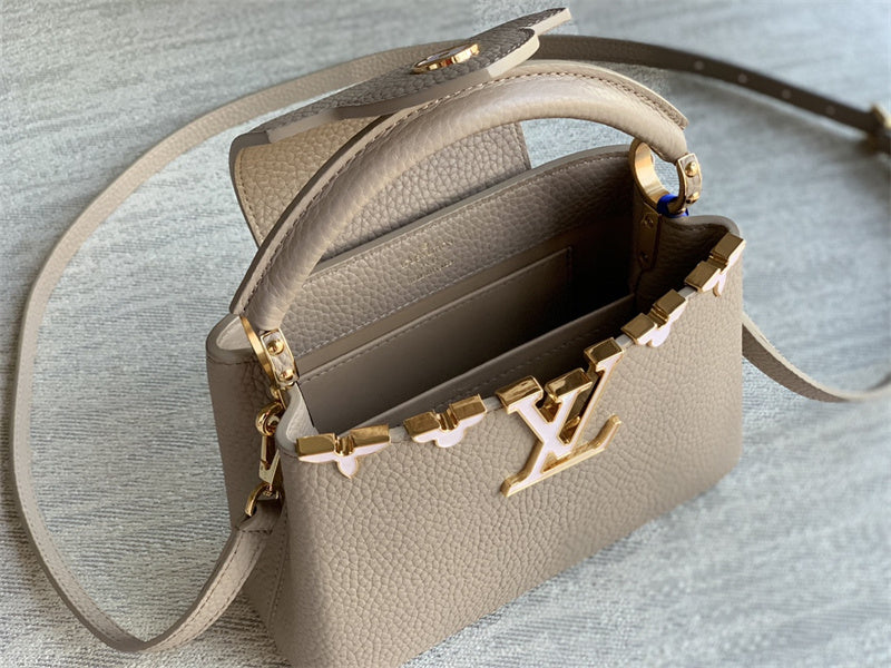  versatile structured bag detail view showing craftsmanship 8