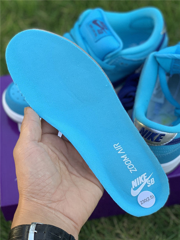 Nike Men's & Women's Luxury Fashion Trainers — Style 198 back view
