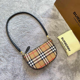Ziva's Charm handbag – front view (one versatile size)