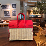 Fluid handbag styled for everyday wear