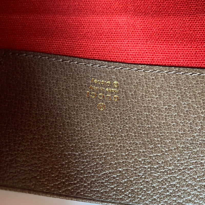 Close-up detail of classic elevated women's handbag – women's statement bag
