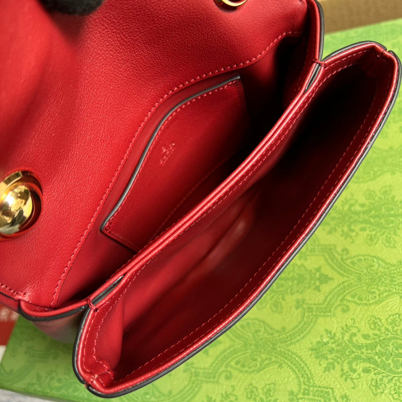 Interior view of modern structured women's handbag – women's everyday handbag