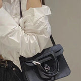  shopper bag close-up of hardware and finish 17