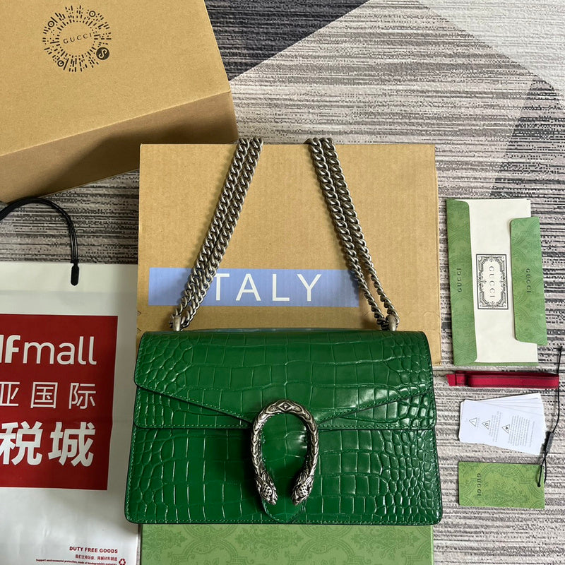 Front view of classic refined women's handbag – women's everyday handbag