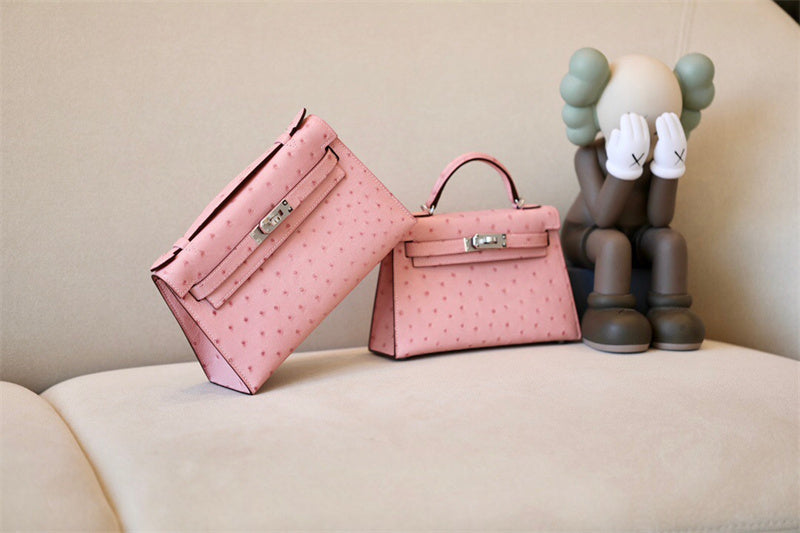  modern shoulder bag styled with outfit 66