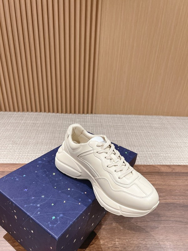 Gucci classic monochrome luxury sneakers view 6 heritage-inspired look