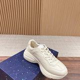 Gucci classic monochrome luxury sneakers view 6 heritage-inspired look