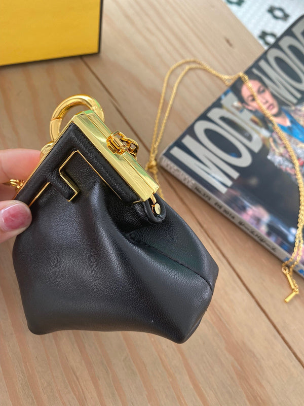 Ziva's Charm handbag – close-up view (11.5cm*10cm*5.5cm)