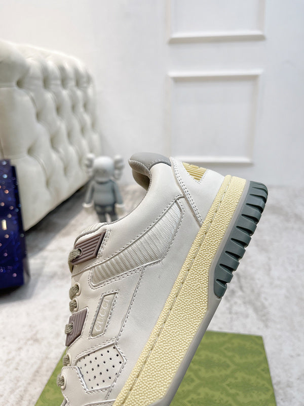 Gucci classic monochrome luxury sneakers view 6 low-top design