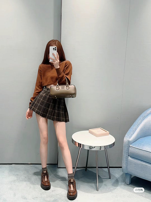Styling view of Miu Miu luxury piece style No.118