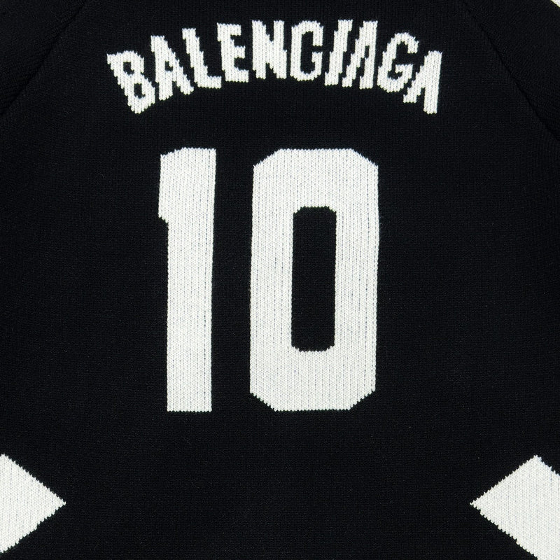Three-quarter angle view of Balenciaga luxury piece style No.131