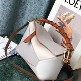 Ziva's Charm handbag – detail view (24cm*10.5cm*16cm)