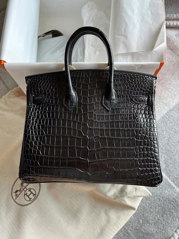 Interior view of modernist premium bag