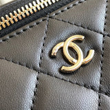 Zivas Charm Everyday Sophistication Designer Handbag (Versatile Style Statement) – Lifestyle Shot