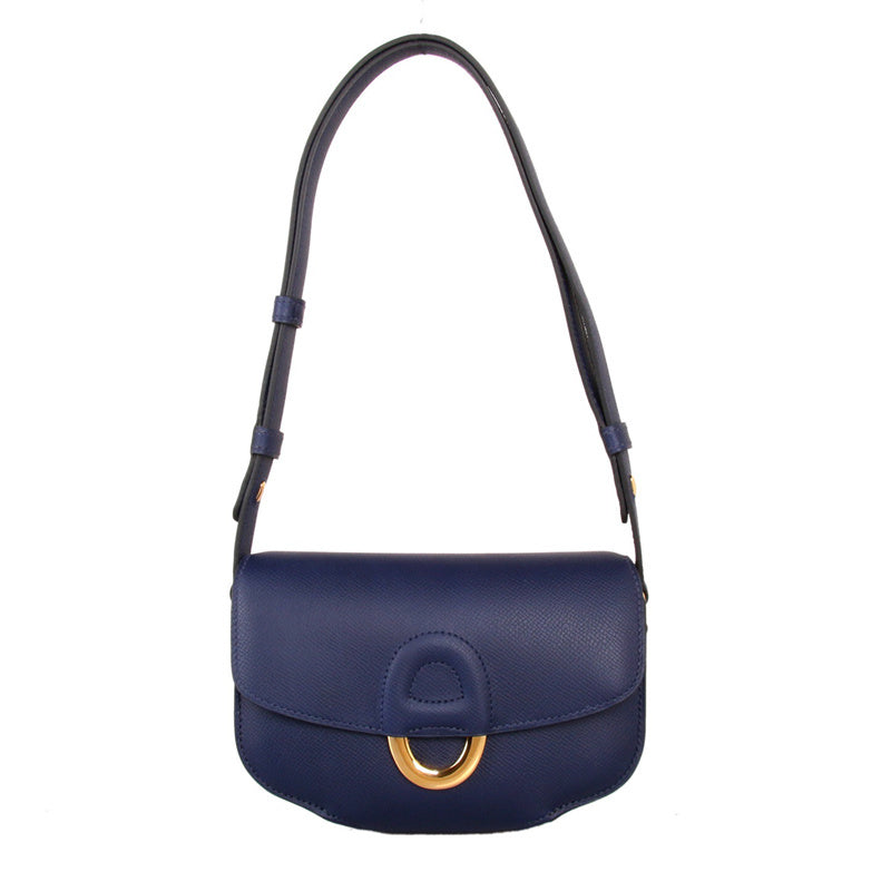  Chic structured bag front view 13