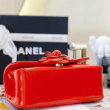  handbag, compact everyday style, image 5