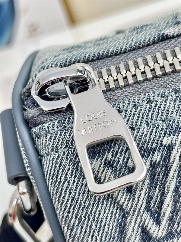  Effortless top-handle bag front view 7