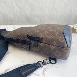 Close-up detail of premium everyday-luxe women's handbag – women's luxury handbag