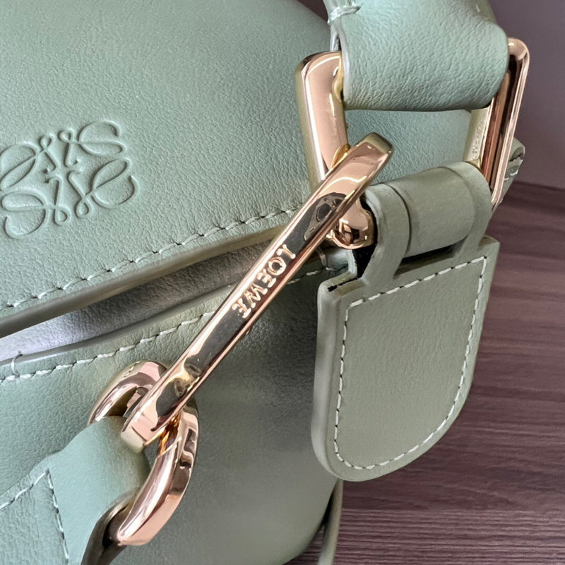 Ziva's Charm handbag – product shot (24cm*10.5cm*16cm)