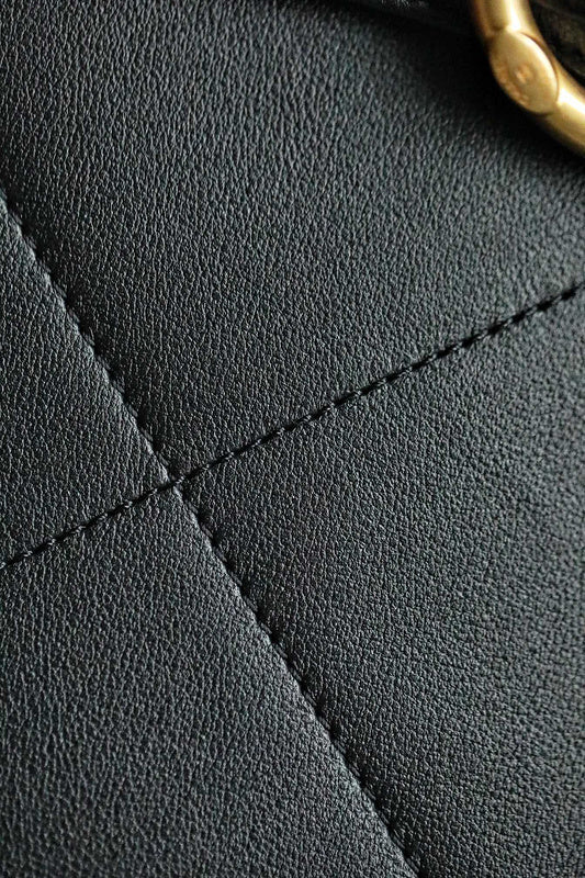  women's handbag, spacious design, view 4