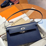  satchel interior and compartment view 9
