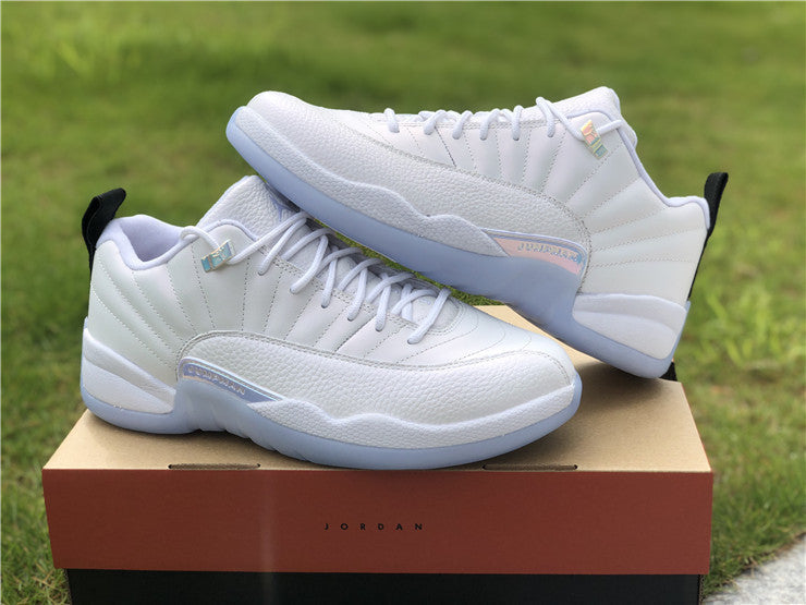 Nike Men's & Women's Designer Street Sneakers — Style 170 front view