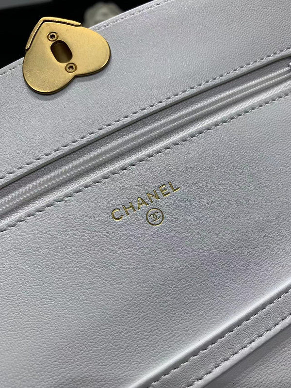 Zivas Charm Refined Everyday Style Luxury Handbag (Contemporary Shape Language) – Lifestyle Shot