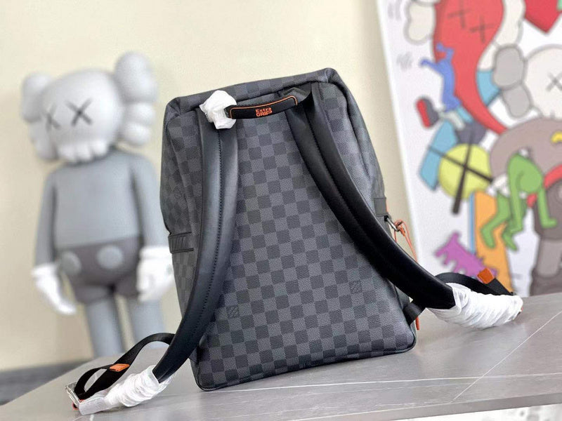 Interior view of signature chic women's handbag – women's everyday handbag